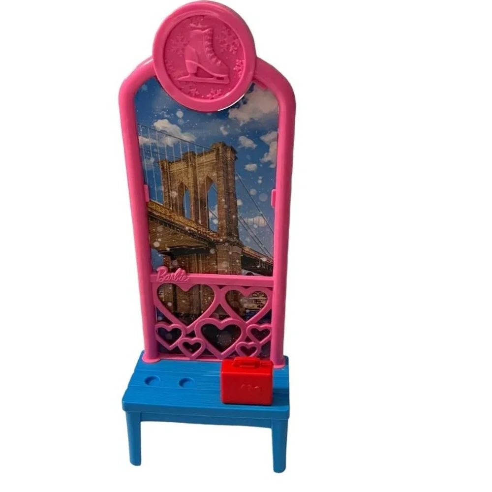 Barbie Brooklyn Roberts Ice Skating Playset 1 Girl Doll 1‎ Mom Doll COMPLETE Set